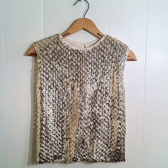 Vintage Tops - VINTAGE gold sequin crop top